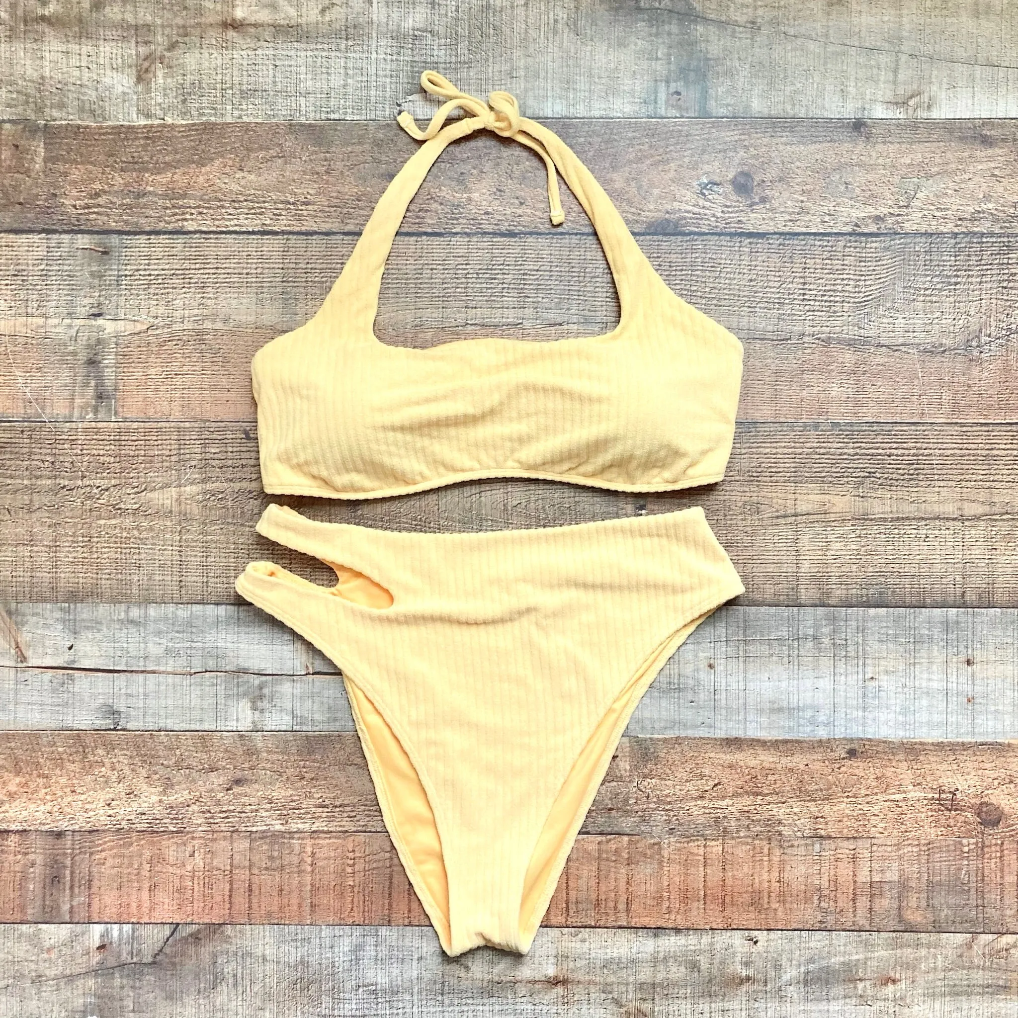 Abercrombie & Fitch Yellow Ribbed Terry Cloth Cut Out High Waisted Cheeky Bikini Bottoms- Size XL (sold out online, we have matc