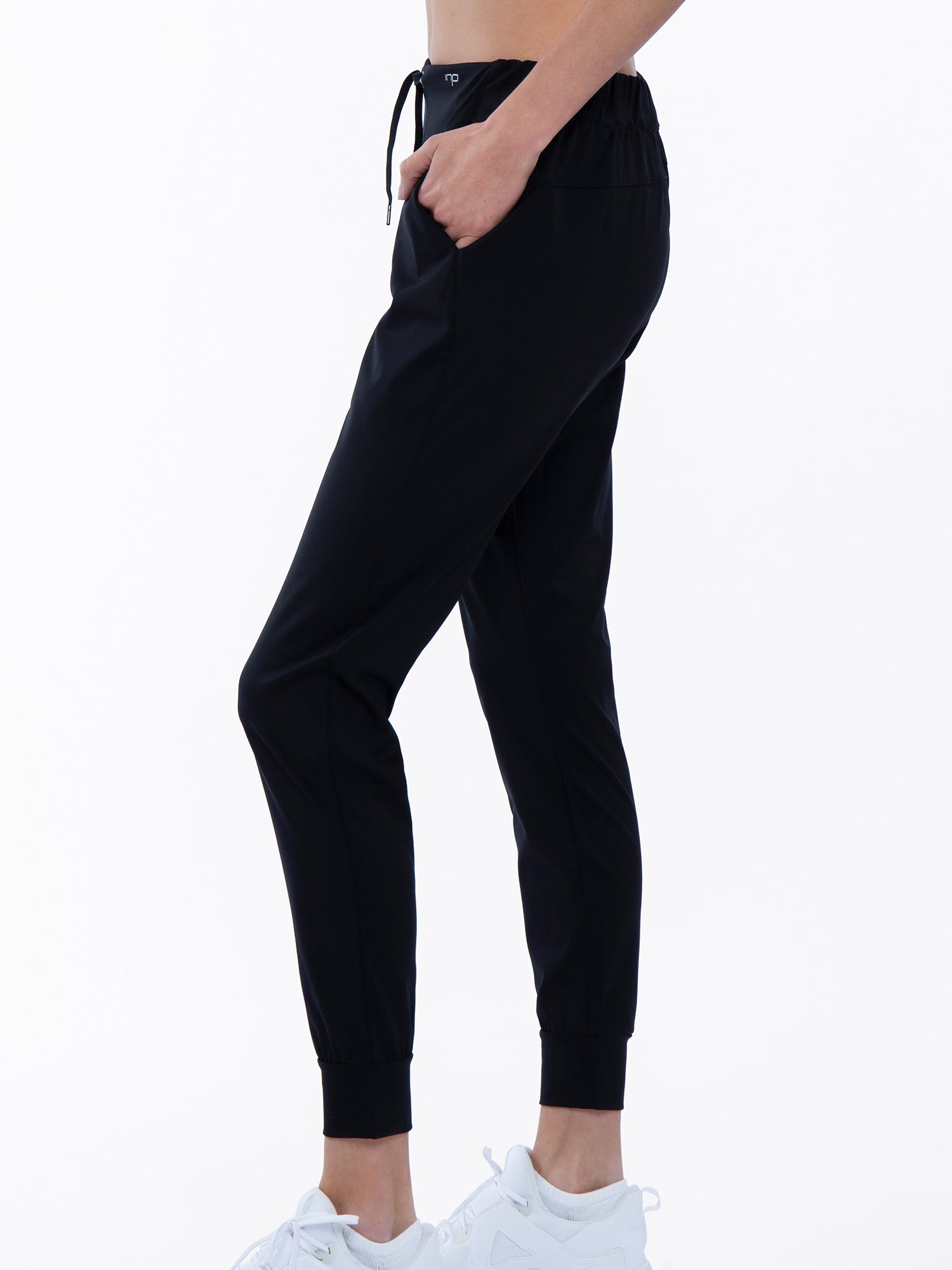 Alexa Jogger - Black