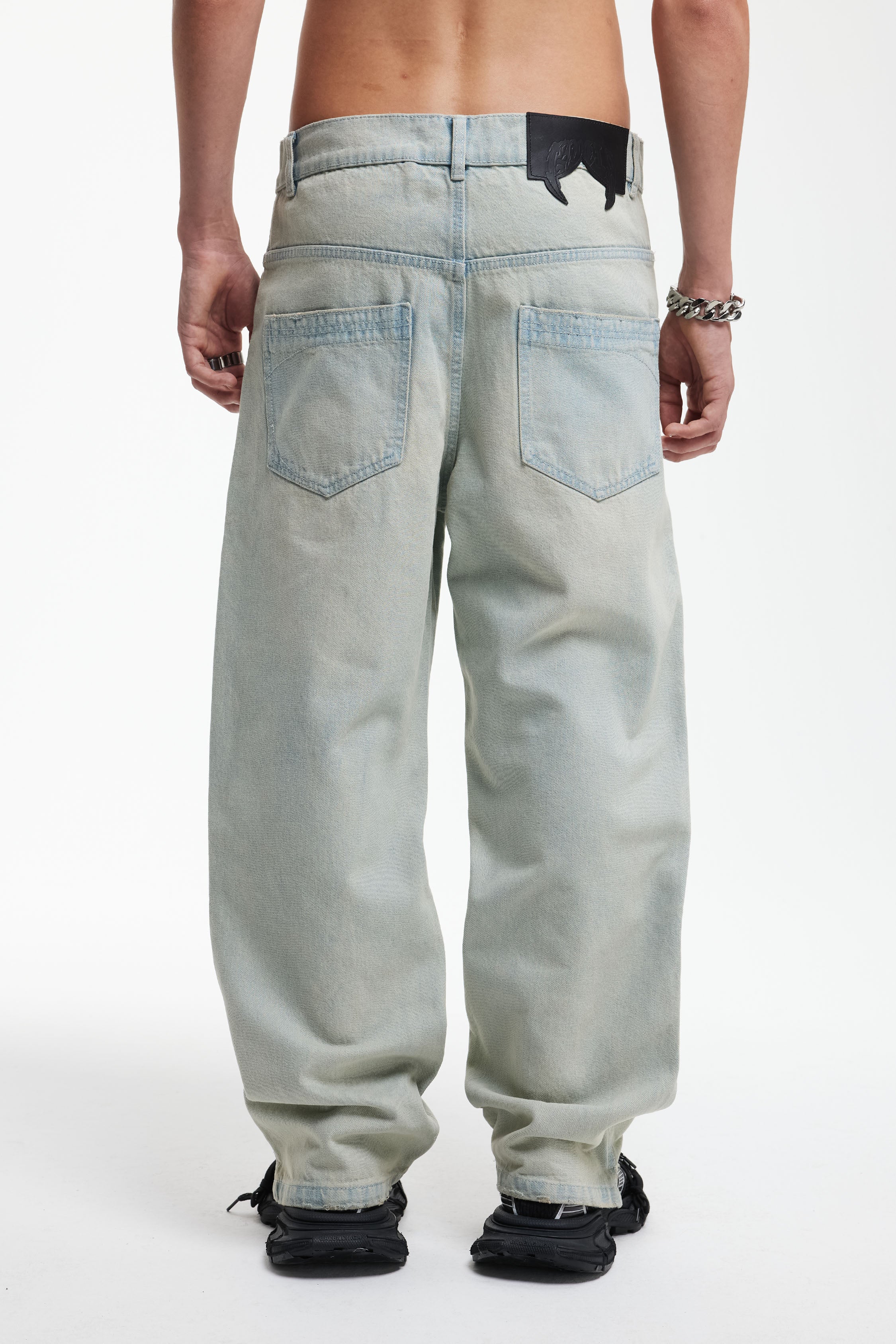 AVES SAND WASHED DENIM