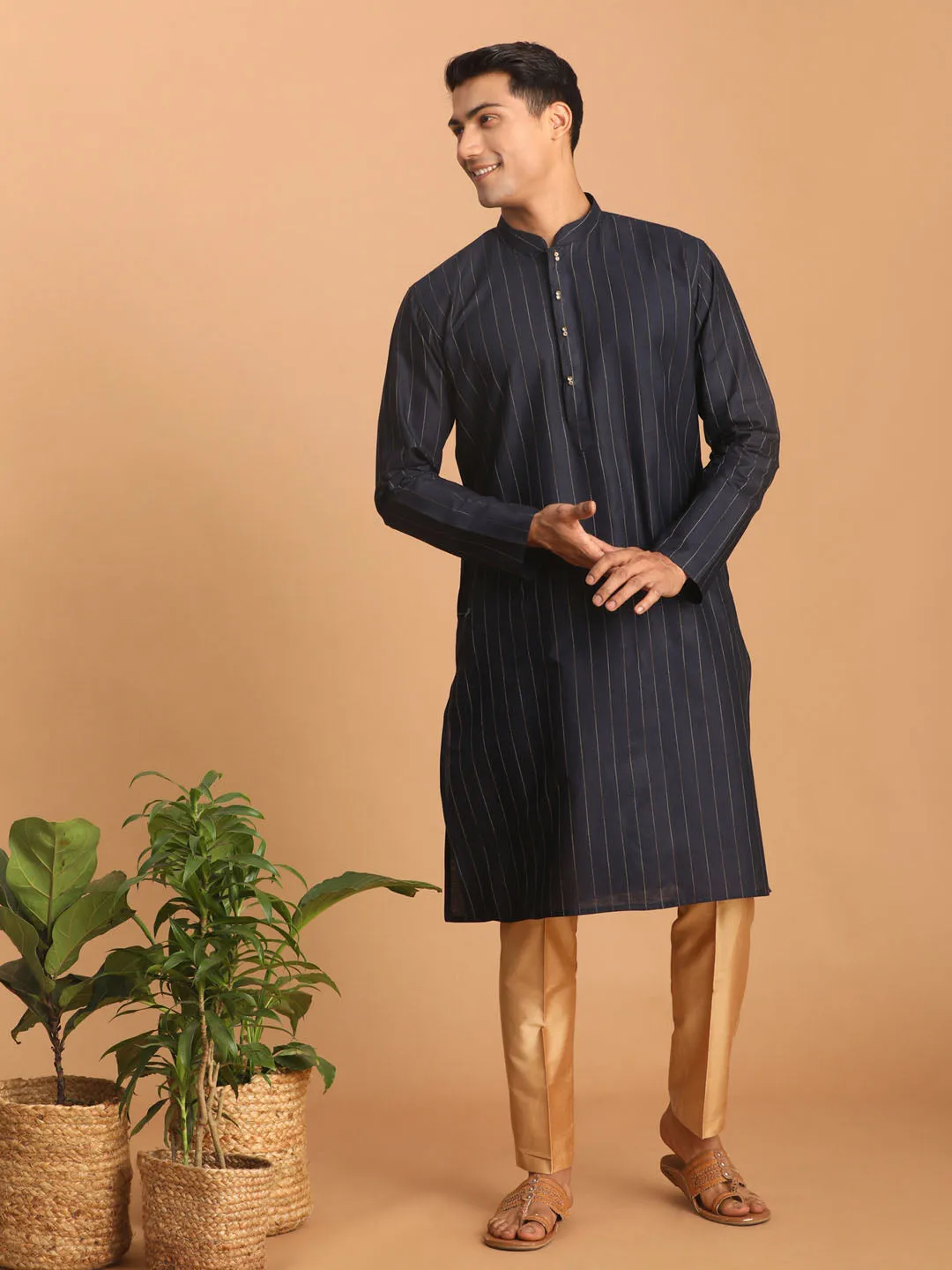 VASTRAMAY Men's Navy Blue Striped Kurta And Rose Gold Pant Set