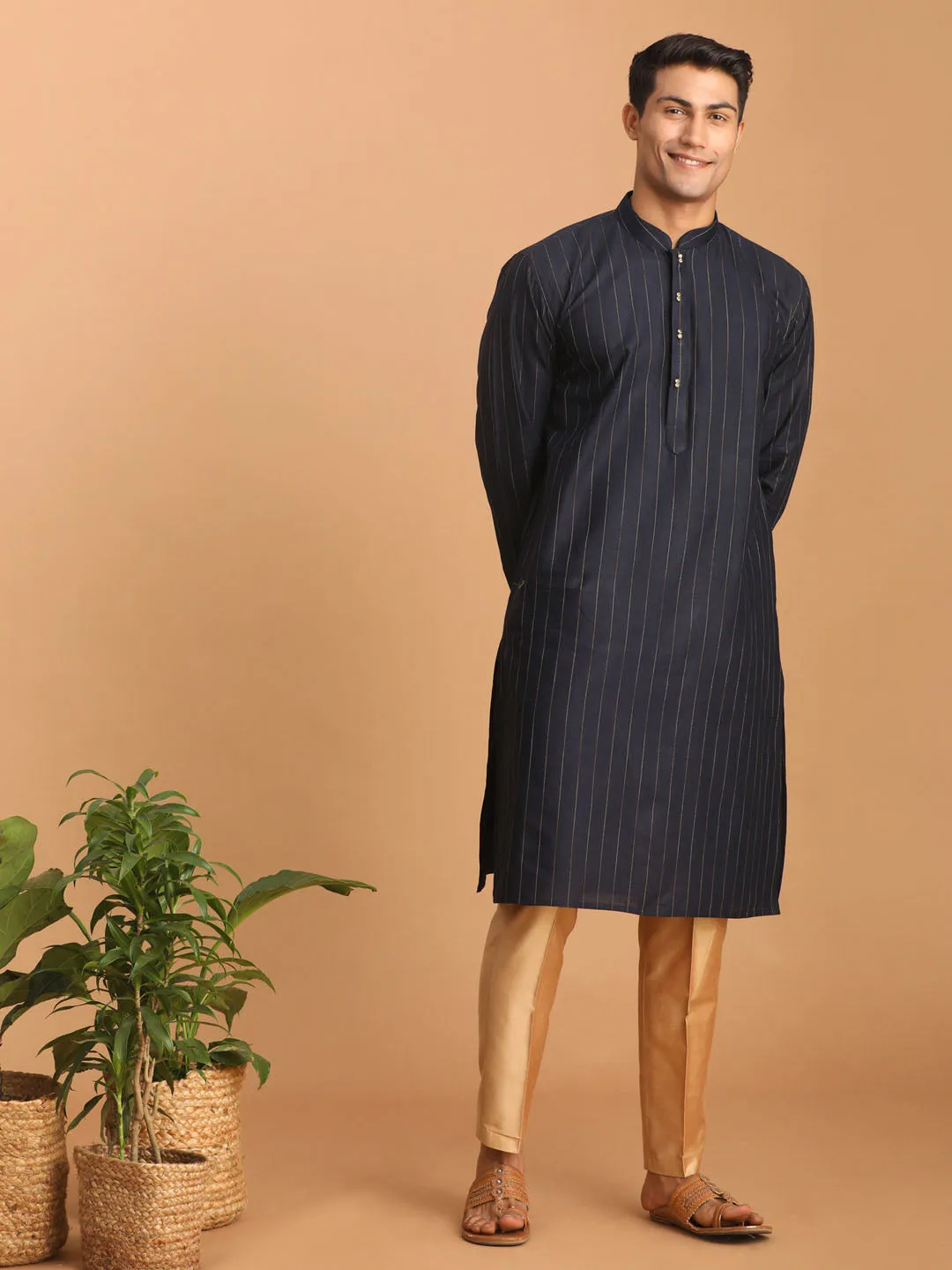 VASTRAMAY Men's Navy Blue Striped Kurta And Rose Gold Pant Set